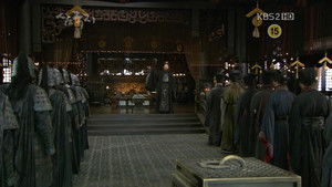 Lü Bu shoots an arrow through a halberd